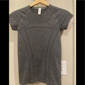 Ivivva athletic shirt, size Large, fits like a Lulu XS